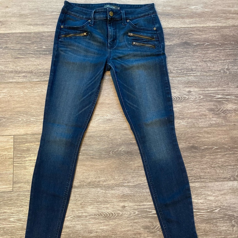 Level 99 Women’s Paris Skinny Jean